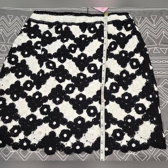 Avec Les Filles Floral Crocheted Mini Skirt And Cropped Top Set Size M/L - Picture 10 of 13